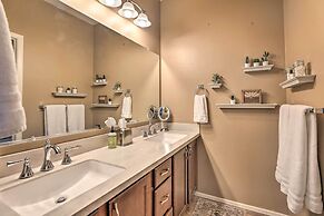 Outdoor Oasis: Home w/ Fire Pit in Gold Canyon!