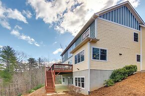 Stunning Nebo Lake House w/ Deck & Views!