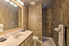 Dock, Hot Tub & Kayaks: Luxe Hot Springs Lakehouse