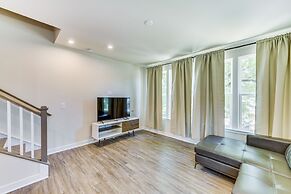 Updated Charlotte Vacation Rental 4 Mi to Downtown