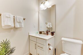 Updated Charlotte Vacation Rental 4 Mi to Downtown