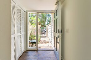 Golf Course Views & Beach Access: Shipyard Villa