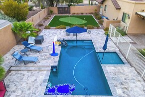 Pet-friendly Glendale Home w/ Pool & Putting Green