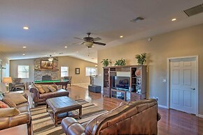 Pet-friendly Glendale Home w/ Pool & Putting Green