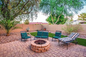 Pet-friendly Glendale Home w/ Pool & Putting Green
