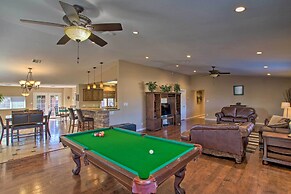 Pet-friendly Glendale Home w/ Pool & Putting Green