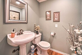 Stunning Kent Lake House w/ Private Dock!