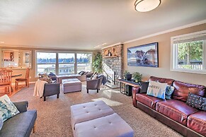 Stunning Kent Lake House w/ Private Dock!