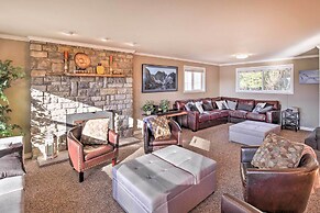 Stunning Kent Lake House w/ Private Dock!