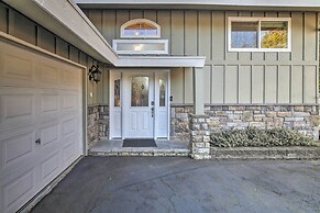 Stunning Kent Lake House w/ Private Dock!
