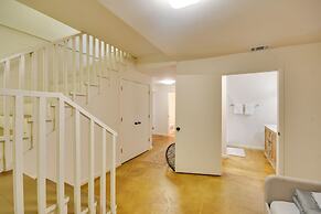 Pet-friendly Cabin w/ Dock on Lake Martin!