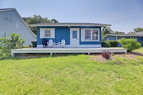 Waterfront Vacation Rental Home on Newport River!