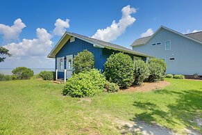 Waterfront Vacation Rental Home on Newport River!