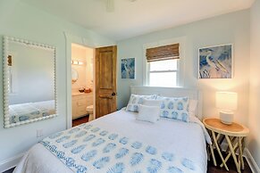 Waterfront Vacation Rental Home on Newport River!