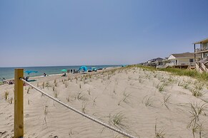 Coastal North Carolina Retreat - Walk to Beach!