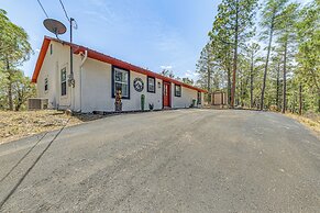 Charming Ruidoso House w/ Deck & Mountain Views!