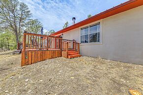 Charming Ruidoso House w/ Deck & Mountain Views!