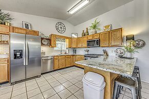 Charming Ruidoso House w/ Deck & Mountain Views!