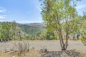 Charming Ruidoso House w/ Deck & Mountain Views!