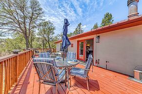 Charming Ruidoso House w/ Deck & Mountain Views!