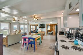 Walk to Shore: Freeport Beach House w/ Grill!