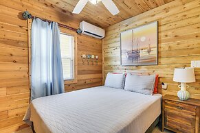 Walk to Shore: Freeport Beach House w/ Grill!