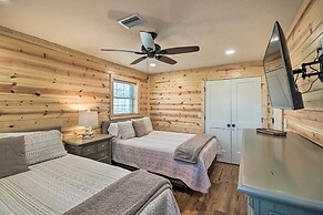 Greers Ferry Home on 40 Acres 1/4 Mi to Lake!