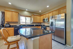8 Mi to Sports Complex: Peoria Home w/ Hot Tub!