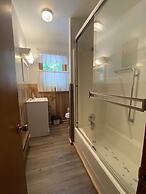 Deep Creek Overlook 3 Bedroom Cabin by Redawning