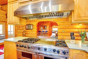 Deck, Grill & River Access: California Escape!