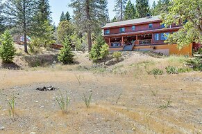 Deck, Grill & River Access: California Escape!