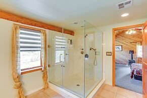 Deck, Grill & River Access: California Escape!