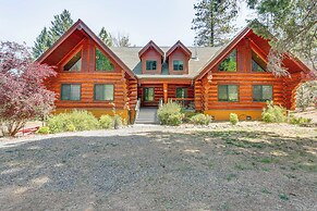 Deck, Grill & River Access: California Escape!