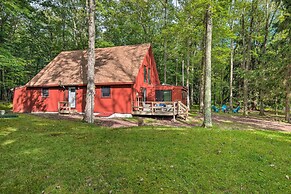 Mtn Getaway w/ Indoor Hot Tub, Golfers Welcome!