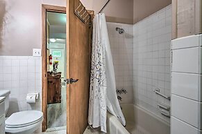 Mtn Getaway w/ Indoor Hot Tub, Golfers Welcome!