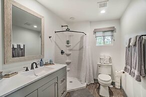 Prescott Retreat w/ Hot Tub ~ 3 Mi to Dtwn!