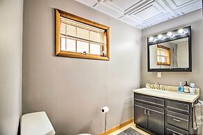 Aurora Outdoorsy Getaway w/ Deck & Grill!