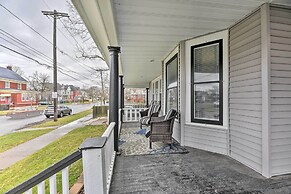 Niagara Falls Townhome: Near Wineries!