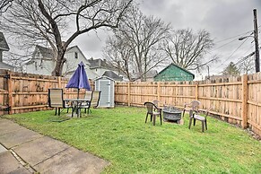 Niagara Falls Townhome: Near Wineries!