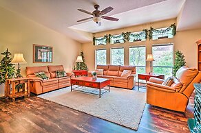 Creekside Payson Cabin w/ Deck - Near Hiking!