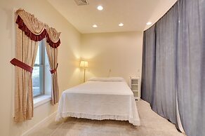 Family-friendly Retreat w/ Deck in Cassville!
