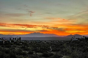 Pool, Spa & Putting Green: Fountain Hills Home!