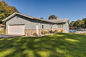 Lakefront Ludington Retreat w/ Kayaks & Fire Pit!