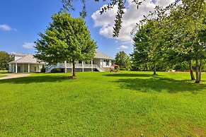 Bright Waveland Home - Walk to Beach Access!