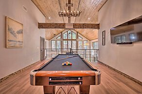 Luxe 'lazy Dog Lodge' w/ Hot Tub + Pool Table