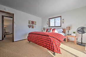 Elevated Alpine Escape: Mtn Views + Game Room!