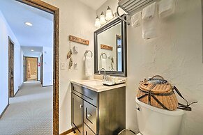 Elevated Alpine Escape: Mtn Views + Game Room!