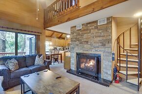 Wintergreen Home w/ Hot Tub, Deck & Mountain Views