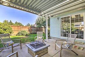 Charming Eugene Home w/ Fire Pit: 8 Mi to UO!