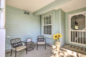 Charming Eugene Home w/ Fire Pit: 8 Mi to UO!